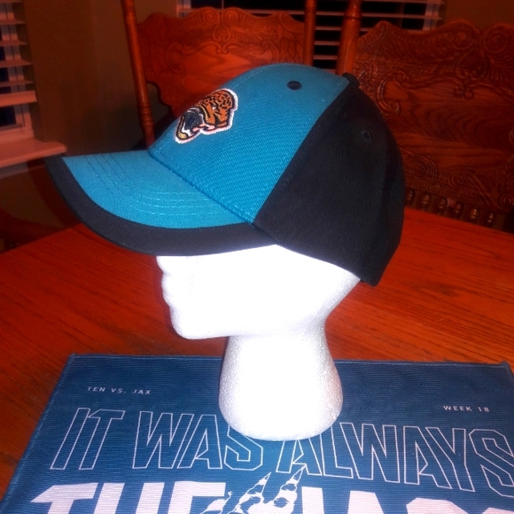 Jacksonville Jaguar Football Hat Cap - Picture 3 of 6